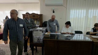 Edirnede çifte vatandaşlar Bulgaristan seçimleri için sandık başında