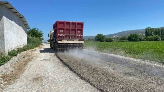Efeler Belediyesi yol yapım ve onarım çalışmalarını sürdürüyor