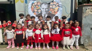 Efelerin minikleri 23 Nisanı kutladı