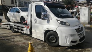 Egzoz patlatan araca 16 bin TL ve trafikten men cezası