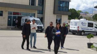Ekmek almak için markete giden yaşlı adam çöp kamyonunun altında hayatını kaybetti