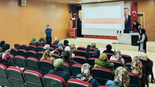 Elazığda ailenin korunmasına yönelik şiddetle mücadele eğitimi verildi
