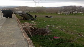 Elazığda otomobil şarampole uçtu: 1 yaralı