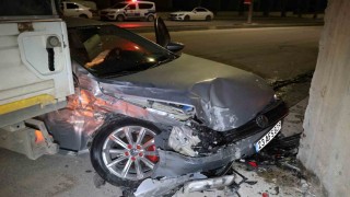Elazığda pikap ile otomobil çarpıştı: 5 yaralı