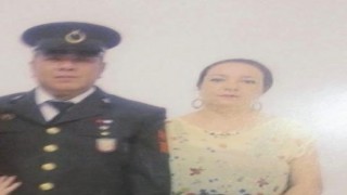 Emekli uzman çavuşun öldürdüğü 16 yaşındaki kızı ve eşi Eskişehirde toprağa verildi