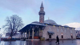 Erzurumda bin 635 camide bin 680 din görevlisi görev yapıyor