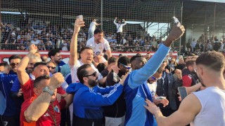 Erzurumspor FK maçtan sonra şampiyonluğunu kutladı