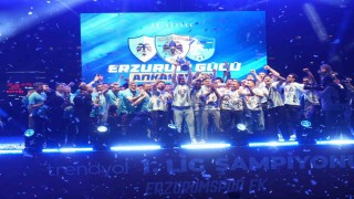 Erzurumspor FK şampiyonluk kupasını aldı