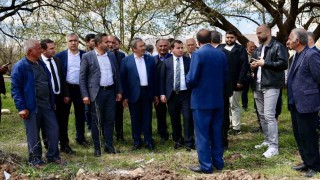 Esenbeyde 45 mahalleye hizmet verecek sağlık ocağında ilk kazma vuruldu