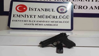 Esenyurtta iş yerine silahlı saldırı kamerada