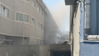 Esenyurtta korkutan yangın: Tekstil fabrikası alev alev yandı