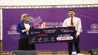 Eskişehirde genç şairler il birinciliği için yarıştı