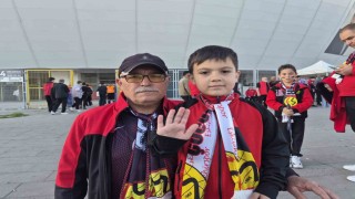 Eskişehirsporun kritik karşılaşmasına dede-torun geldiler