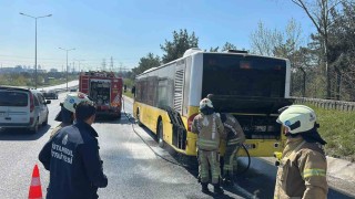 Eyüpsultanda İETT otobüsünde korkutan yangın