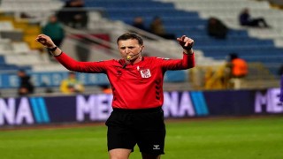 Galatasaray - Fenerbahçe derbisinin hakemi Yasin Kol oldu