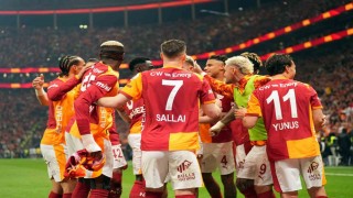 Galatasaray, Fenerbahçeyi evinde 2 maç sonra mağlup etti