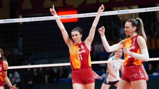 Galatasaray, futbol ve basketboldan sonra voleybolda da Avrupada kupa kazandı