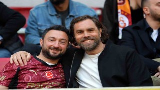 Galatasaraydan stadyumda taraftara açık antrenman