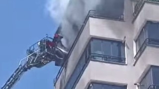 Gaziantepte 8 katlı binada korkutan yangın