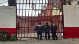 Germencikte JASAT ekipleri aranan şahsa göz açtırmadı
