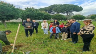 Germencikte özel öğrenciler Orman Haftasında fidan dikti