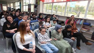 Görme engelli sporcular için canlı radyo tiyatrosu sahnelendi