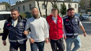 ‘Gözlüğünün altından bize niye baktın diye silahla vurdular