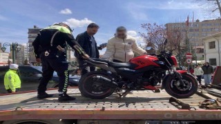 Gürültülü egzoz kullanan motosikletliye 16 bin 329 TL ceza