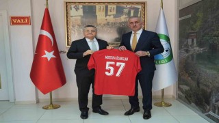Hacıosmanoğlundan Sinopa milli maç ziyareti