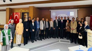 Hakkaride Yeni Nesil İletişim paneli düzenlendi
