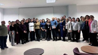 Hastanenin 40 yıllık emektarı için veda töreni