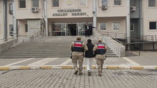 Hırsızlık suçundan aranan şahıs yakalandı