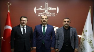 İHAdan Vali Taşolara ziyaret