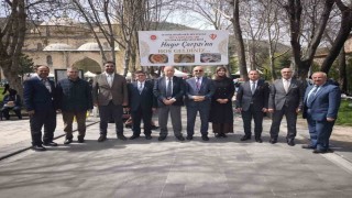 İhtiyaç sahibi gençlerin evlilik masrafları için hayır çarşısı yapıldı