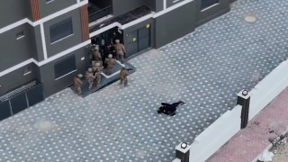 İkiz plakalarla ilçeleri gezip evlerden hırsızlık yaptılar, 11incisinde yakayı ele verdiler
