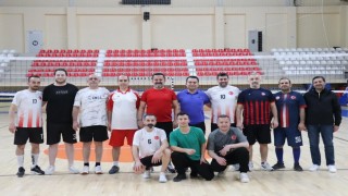 İl Müdürü İlhan, personellerle voleybolda buluştu