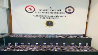 İlkadımda uyuşturucu operasyonu: iki adreste hap ele geçirildi