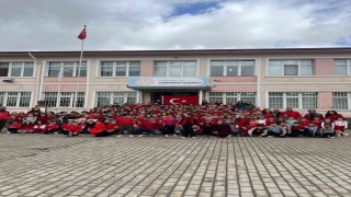 İlkokulda 2 Nisan Otizm Farkındalık Günü etkinliği