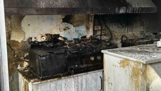 İşletmeci dışarıdayken dükkanında yangın çıktı