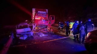 Isparta-Antalya karayolunda feci kaza: 1 ölü, 4 yaralı