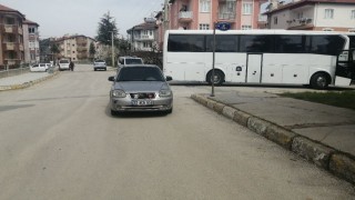 Ispartada otomobil ile tur otobüsü çarpıştı: 1 yaralı