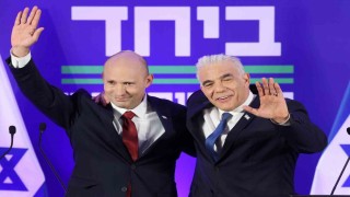 İsrailde iki eski başbakan Netanyahuya karşı ittifak kurdu