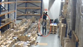 İstanbul Havalimanı Gümrük Müdürlüğünde görevli 4 gümrük personeli usulsüzlük iddiasıyla gözaltına alındı