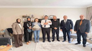 İyilik Osmanelinin Kumaşında Var Projesi kapsamında yeni doğan bebeğe destek