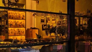 Kadıköyde restorana silahlı saldırı: Tartışmanın ardından mekanı kurşunladı