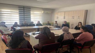 Kadınlara yanlış ilaç tüketiminin riskleri anlatıldı