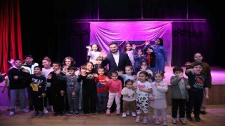 Kağıthanede kültür ve sanat sezonu yoğun ilgi görüyor