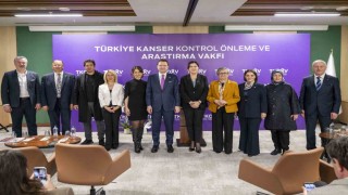 Kanserle mücadeleye yeni vakıf: Önleme, erken tanı ve bilimsel araştırma hedefleniyor