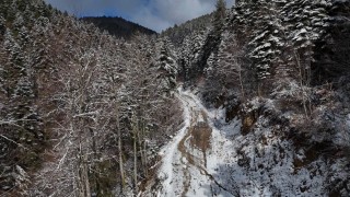 Karabükün beyaza bürünen yüksek kesimleri dronla görüntülendi