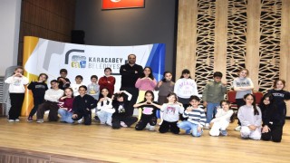 Karacabey Belediyesi çocuk tiyatro ekibi kuruldu